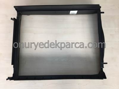 Renault Megane 4 Talisman Radyatör Çerçevesi Sol Hava Kanalı 215598406R