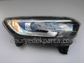 Renault Kadjar Sağ Ön Far Halojen 260102597R