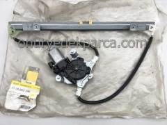 7700842246 Renault Clio 2 Sağ Ön Cam Krikosu